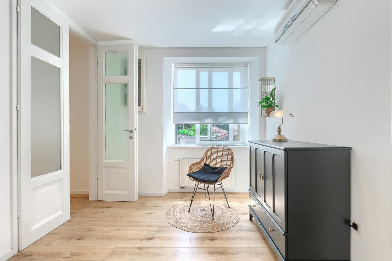 Calafati Apartment With Free Private Parking غييكا المظهر الخارجي الصورة